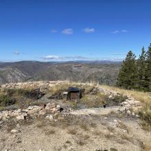 Beartrap Lookout remnants